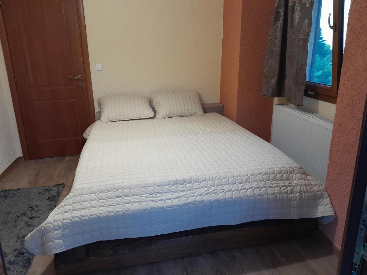 Artemis Home Pétra Екстериор снимка
