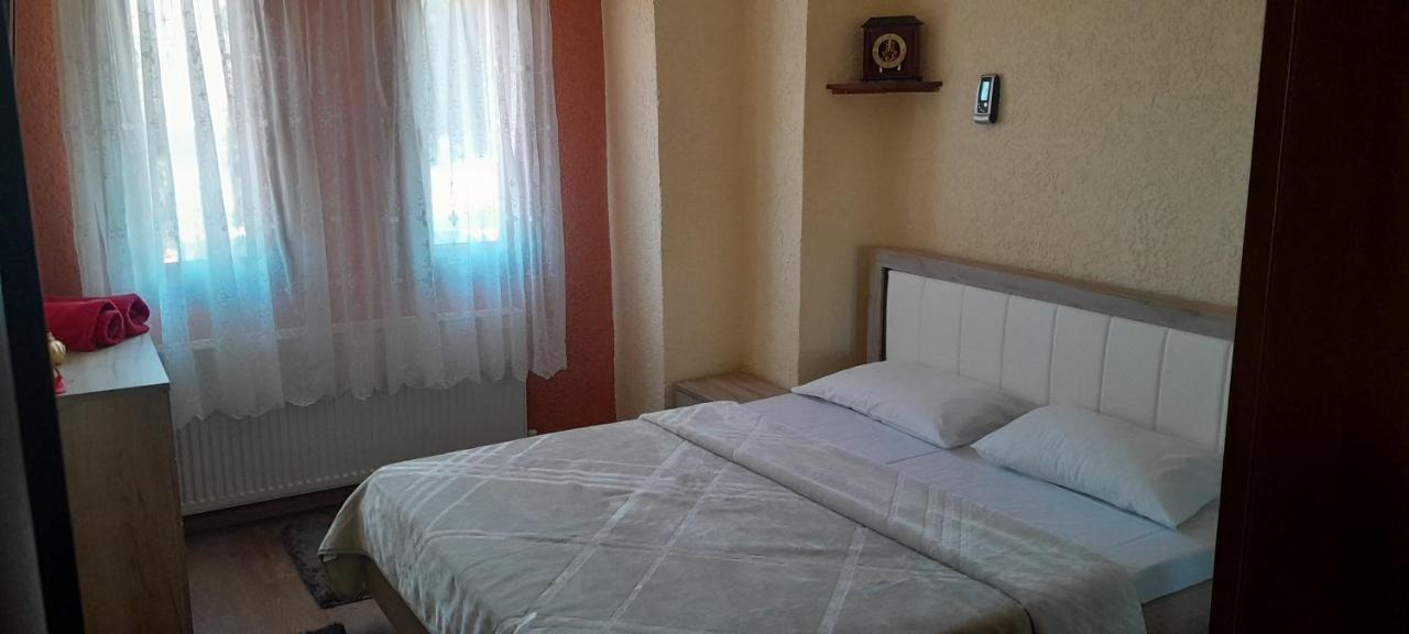 Artemis Home Pétra Екстериор снимка