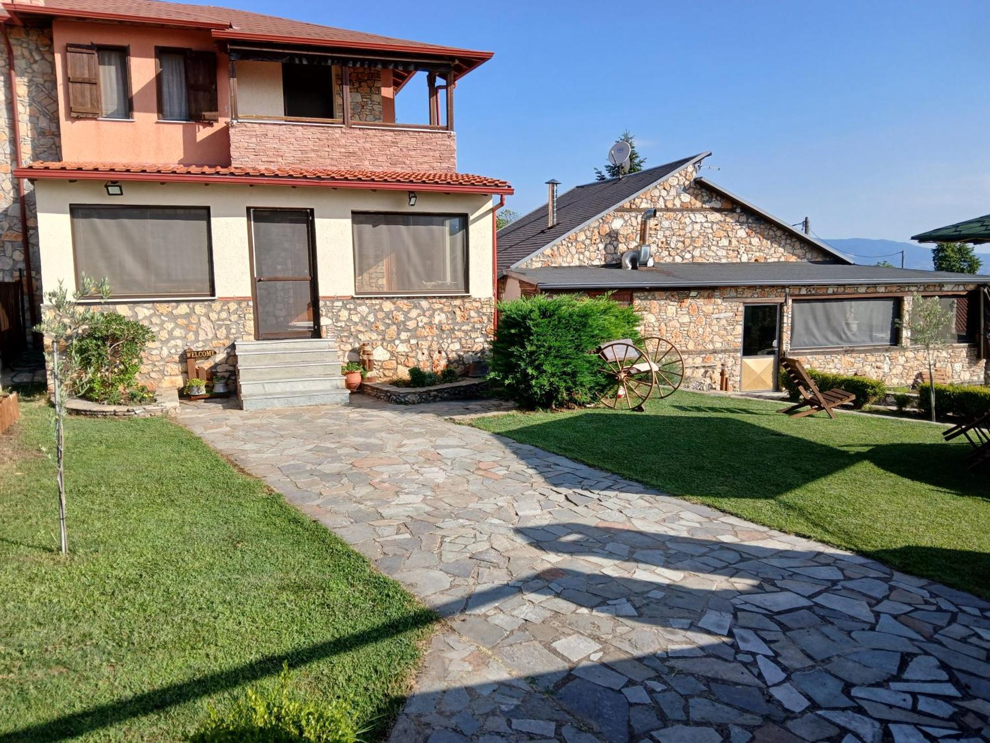Artemis Home Pétra Екстериор снимка